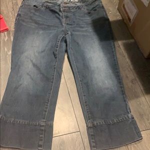 Apt 9 denim capris